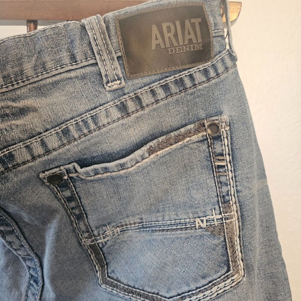 Ariat M2 traditional relaxed boot cut jeans mens 40x34 blue denim loop lock